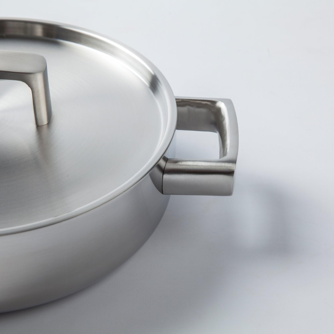 Covered deep skillet 5-ply 24 cm