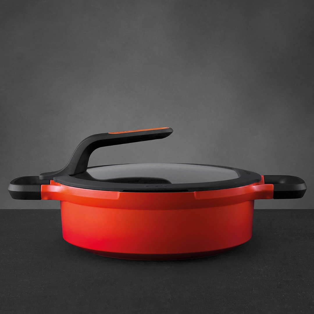 Covered stay-cool 2-handle sauté pan 28 cm