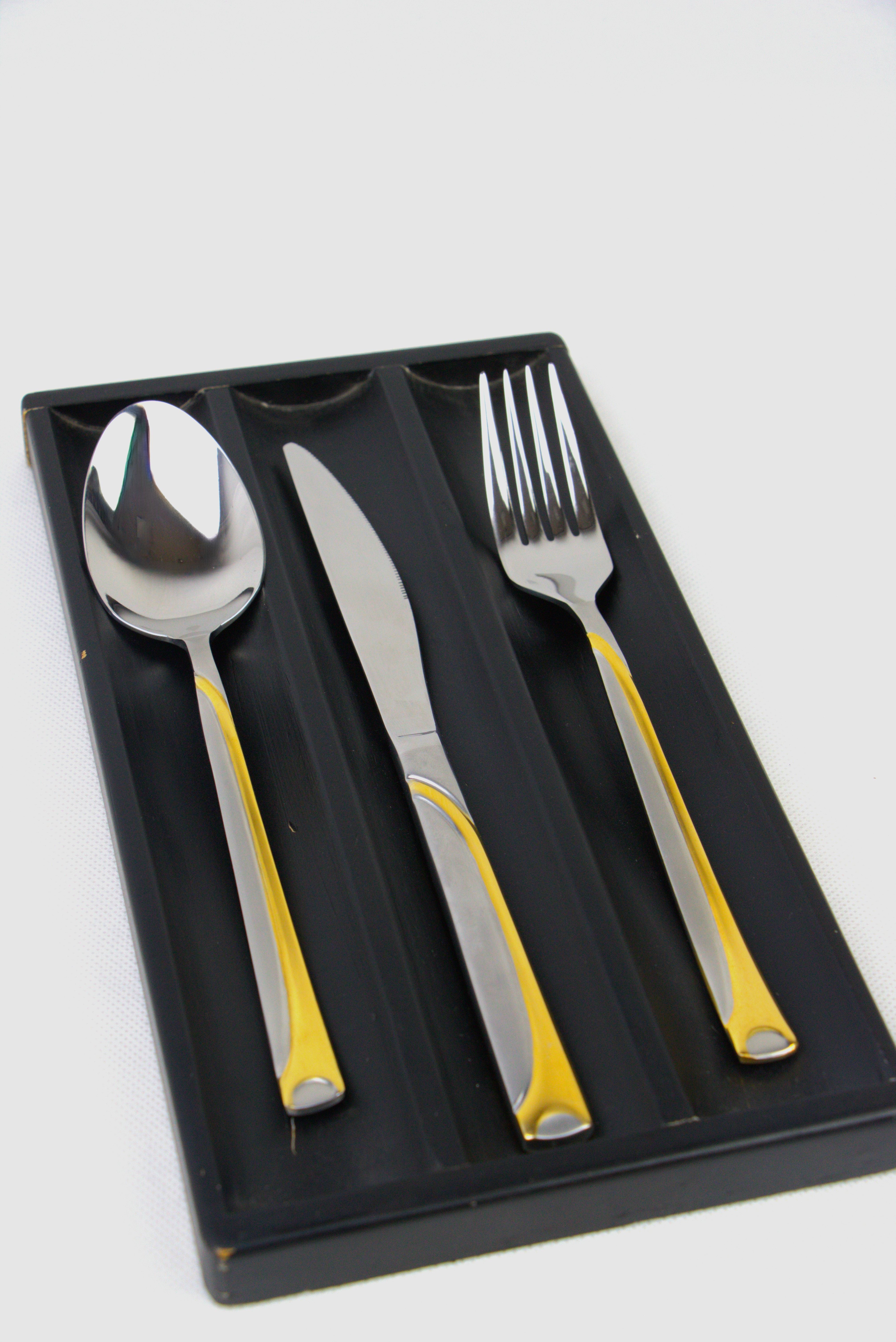 Vista Turkish Cutlery Set 89 Pieces - Nehir Lalezar Gold.