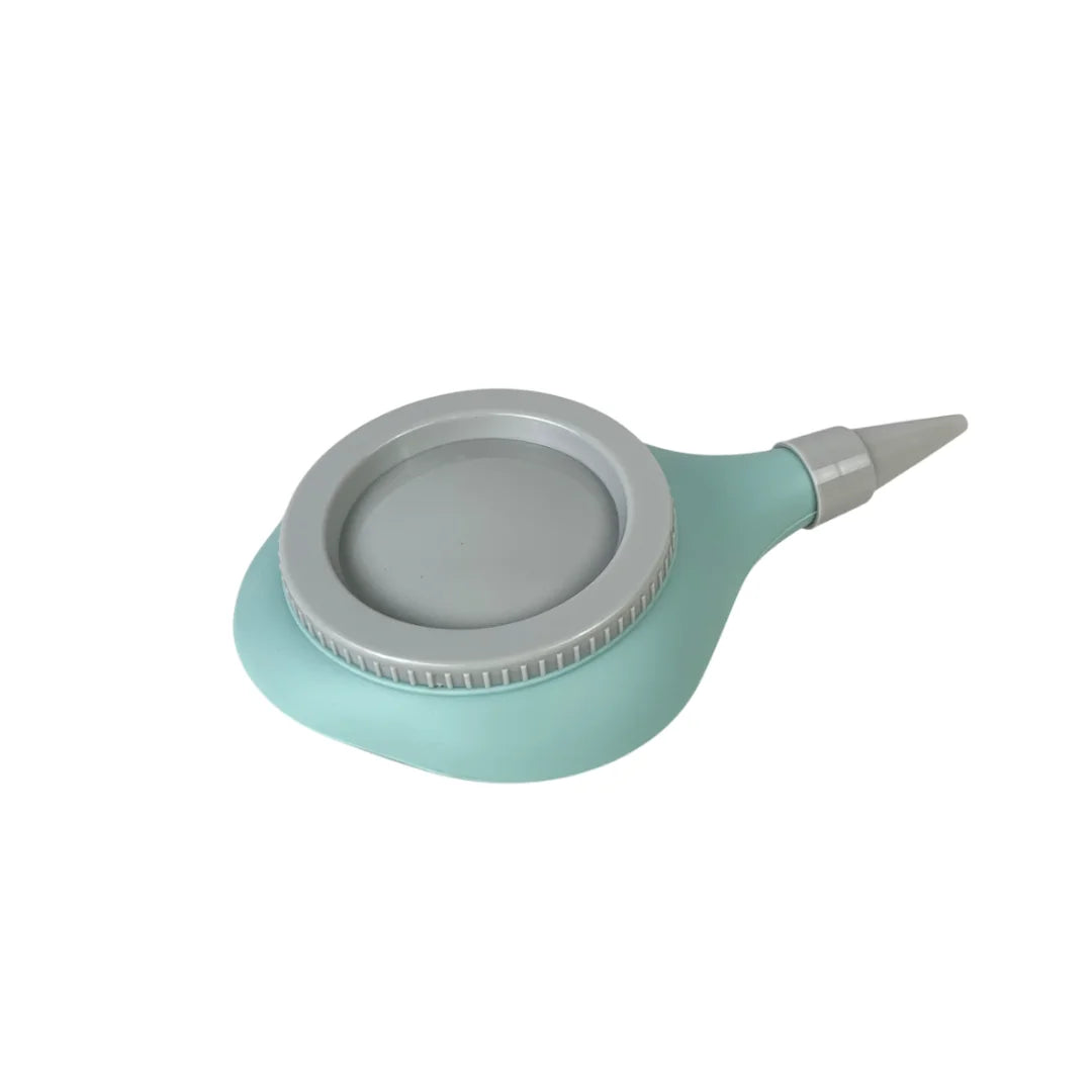 Silicone decorating funnel with 6 shapes