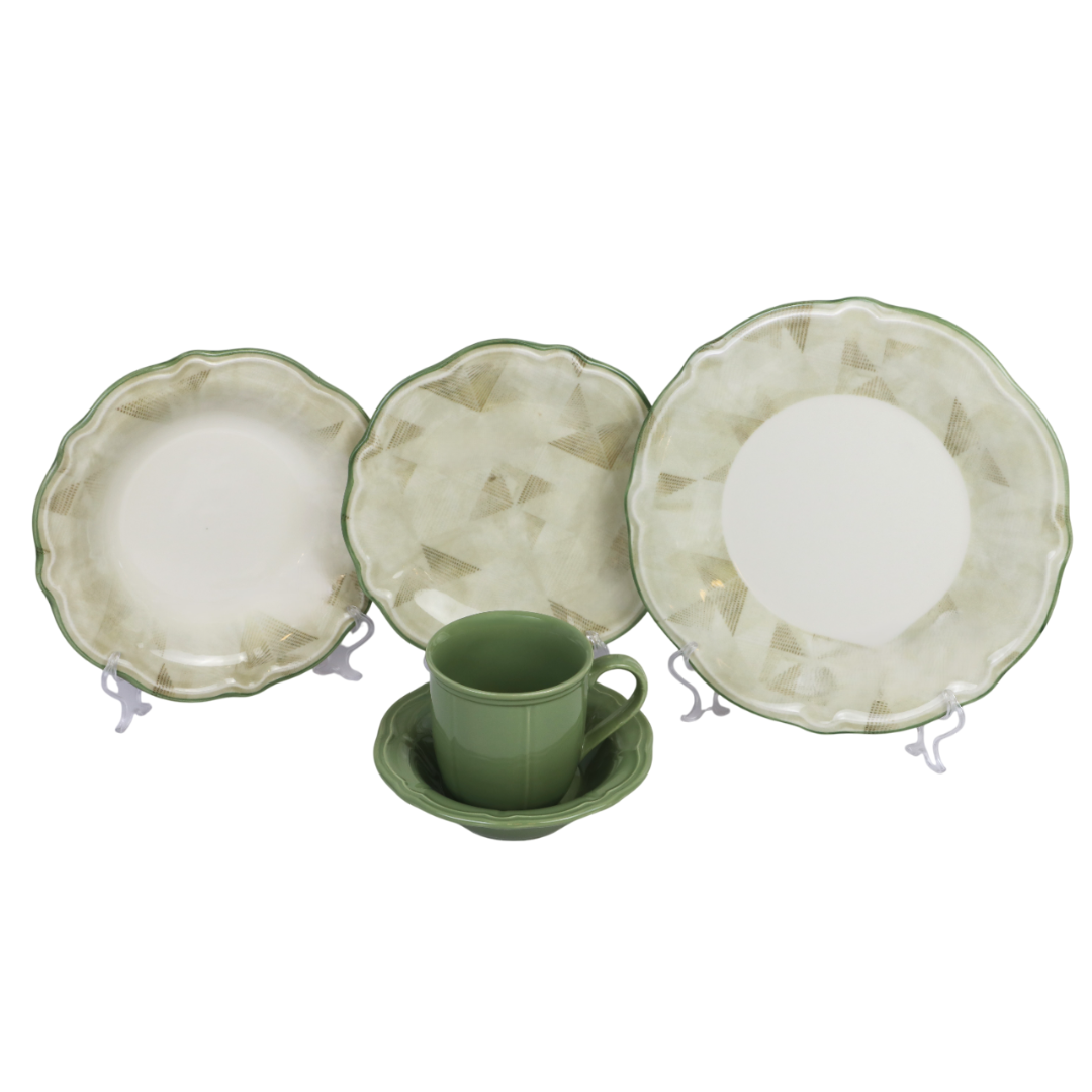 30-piece Turkish dinner set