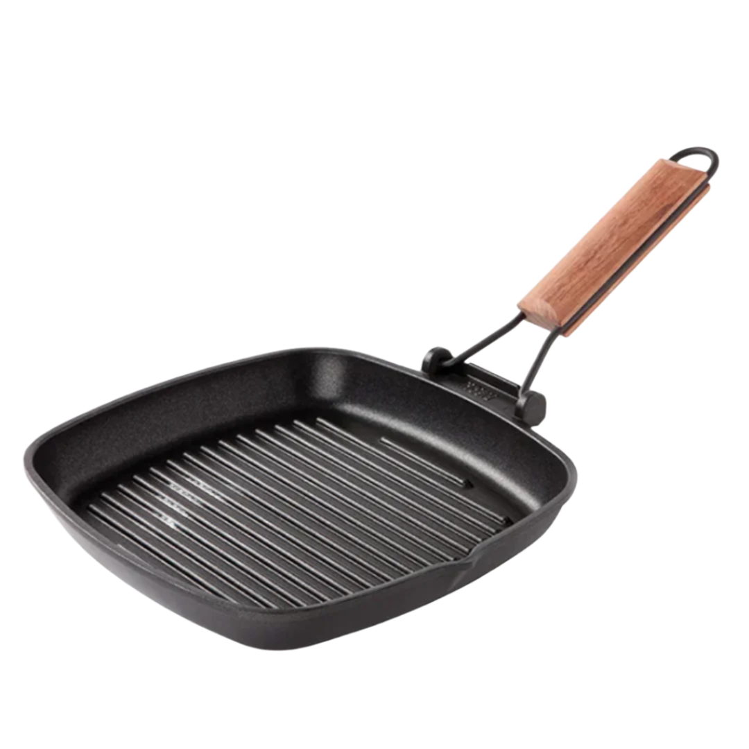 Saporella square grill pan with folding wooden handle