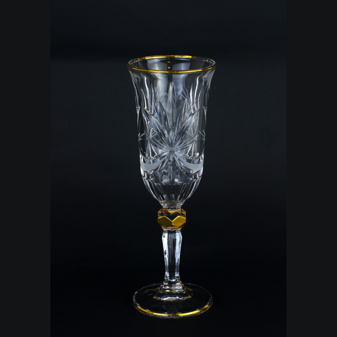 Gold curtain cup set