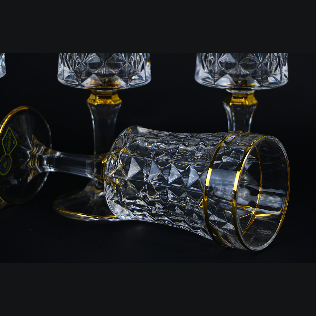 Golden diamond cup set