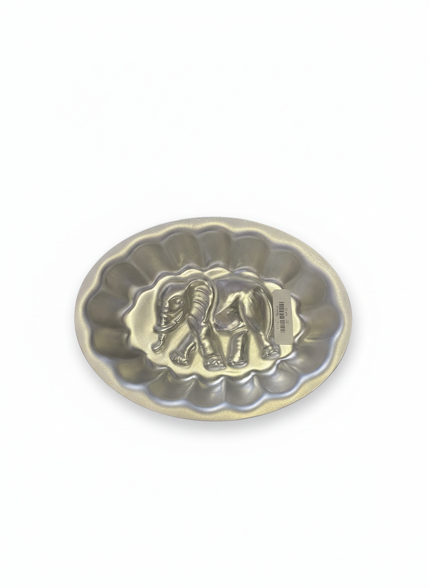 Elephant-Shaped Cake Mold