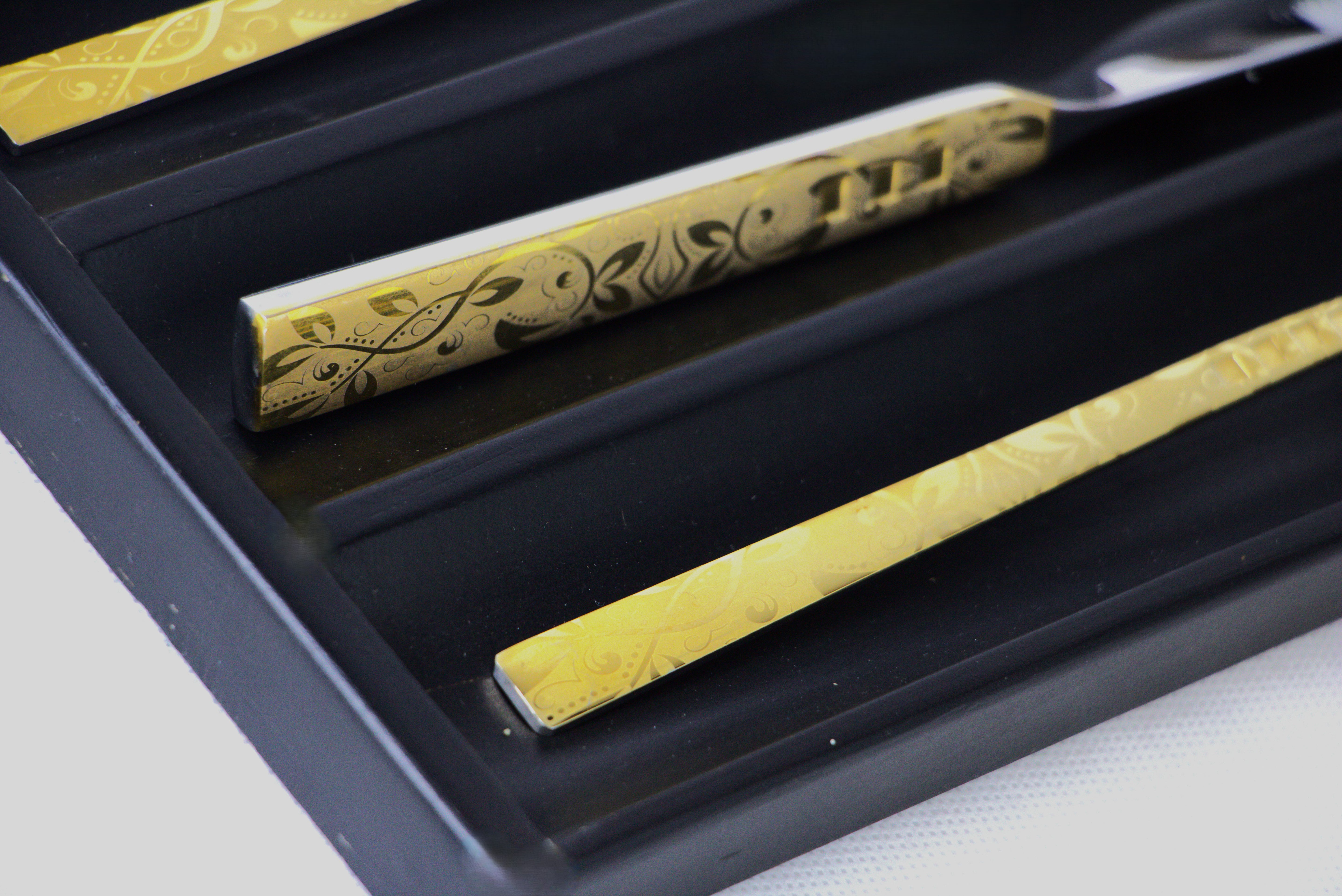 Arshia Stainless Steel Cutlery Set 86pc Gold & Silver