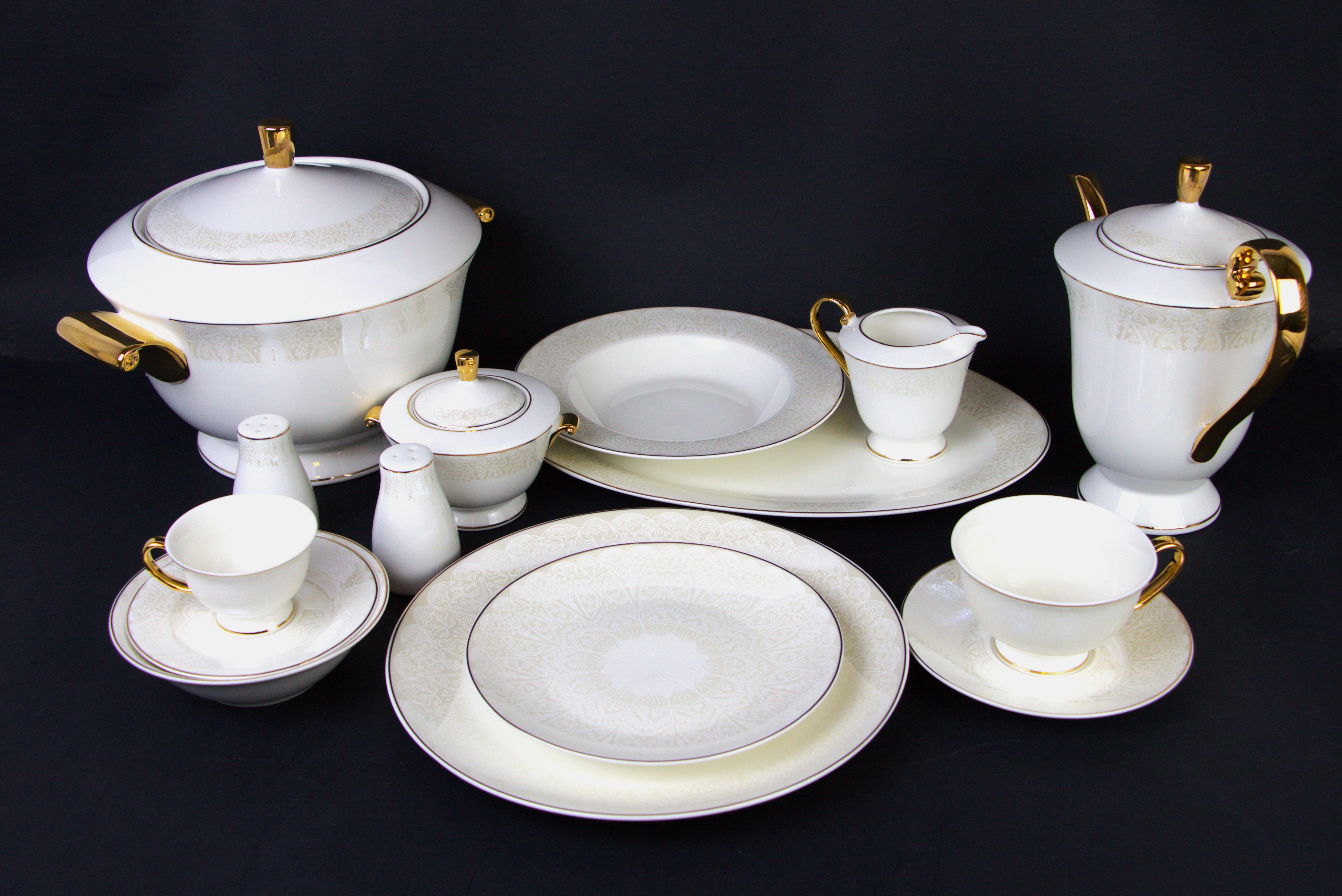 Narumi 60-Piece Dinner Set, Thai