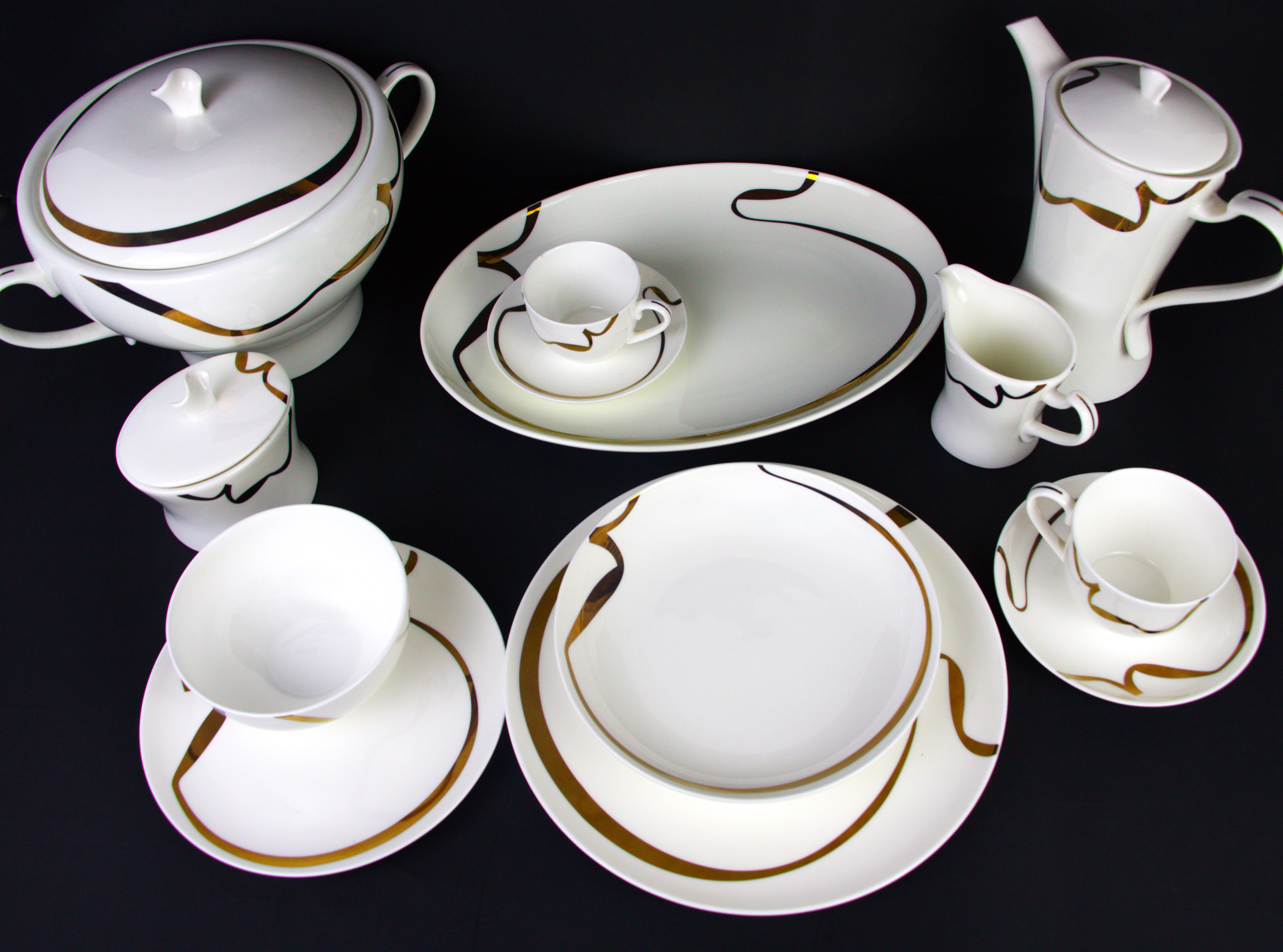 Dinner Set 62-Piece