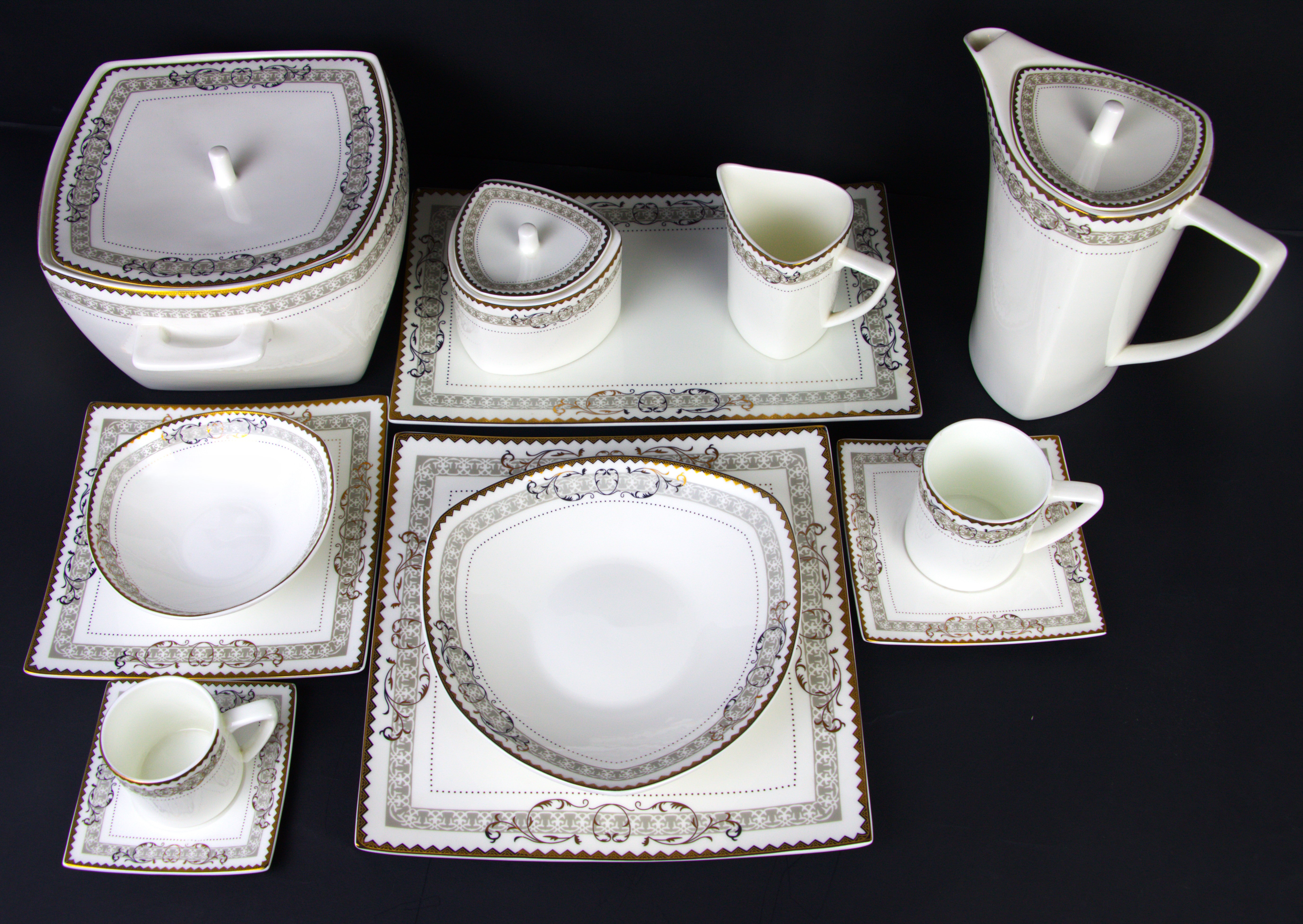 Bangladeshi 128-piece dining set